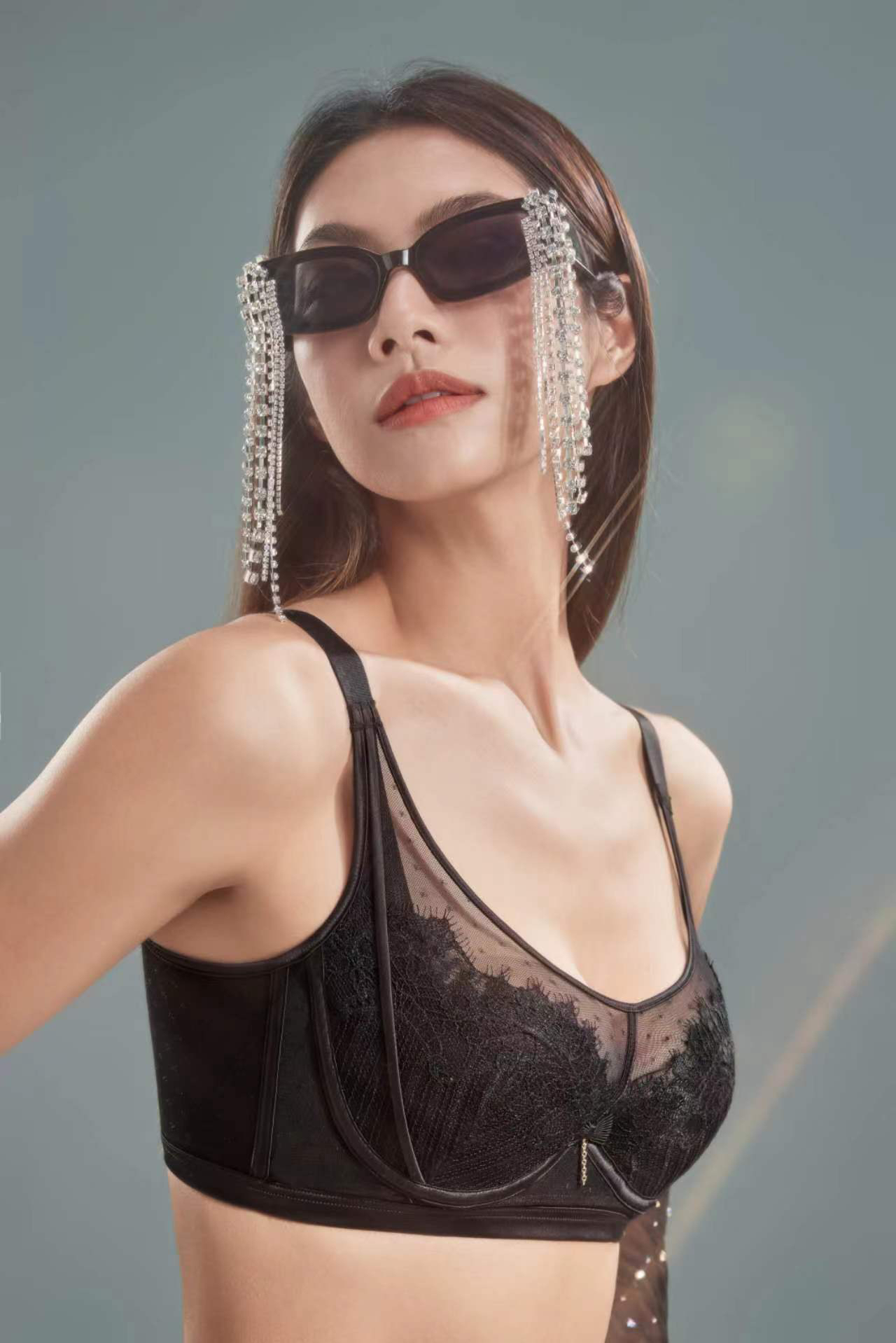 奥偲丽娜薄款抹胸文胸聚拢调整型胸罩软圈防下垂上托透气性感内衣