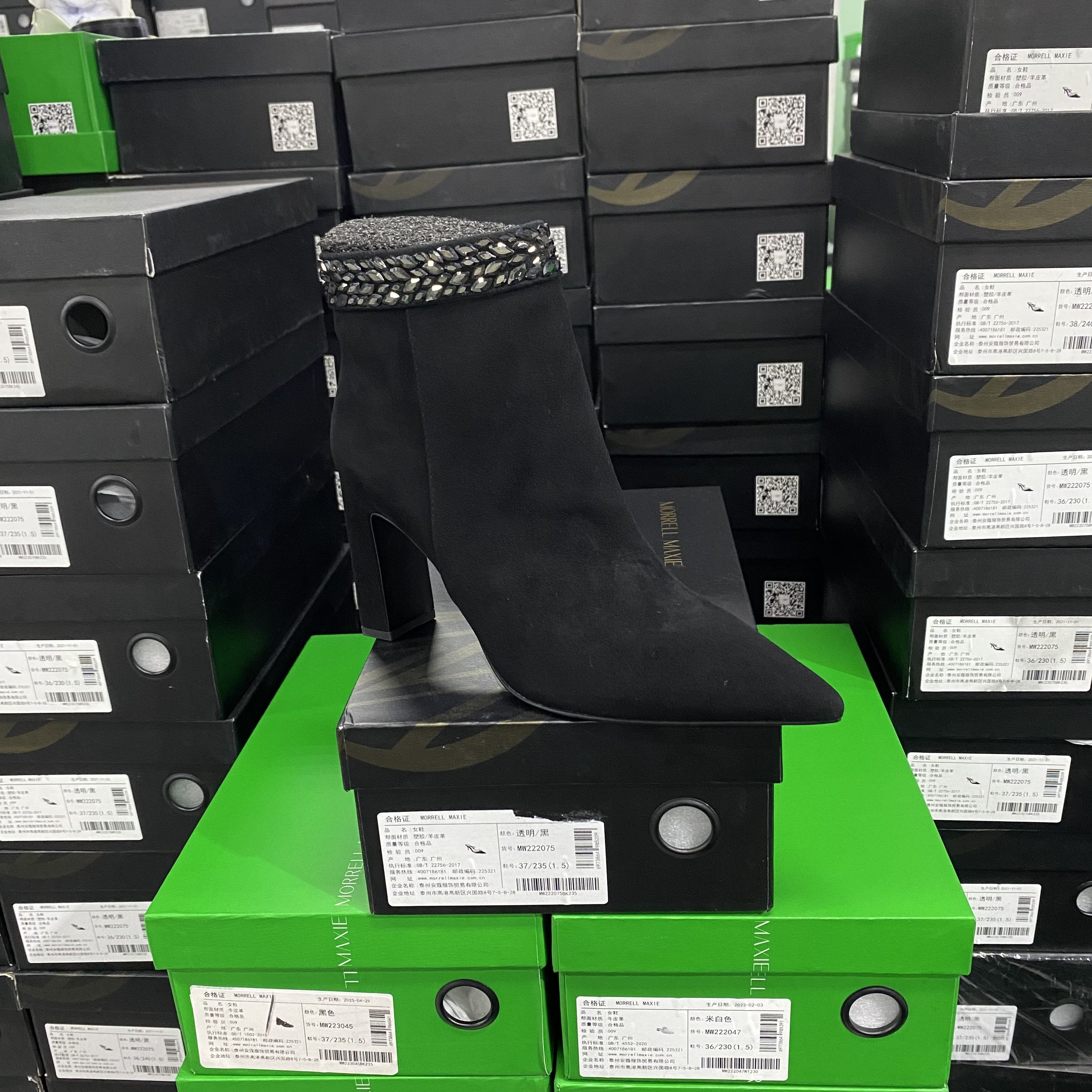 美国设计师买手高奢品牌羊皮粗跟尖头气质侧拉链短靴4138黑色,女鞋,时装靴,淘宝优惠券,粉丝福利购,淘宝优惠卷