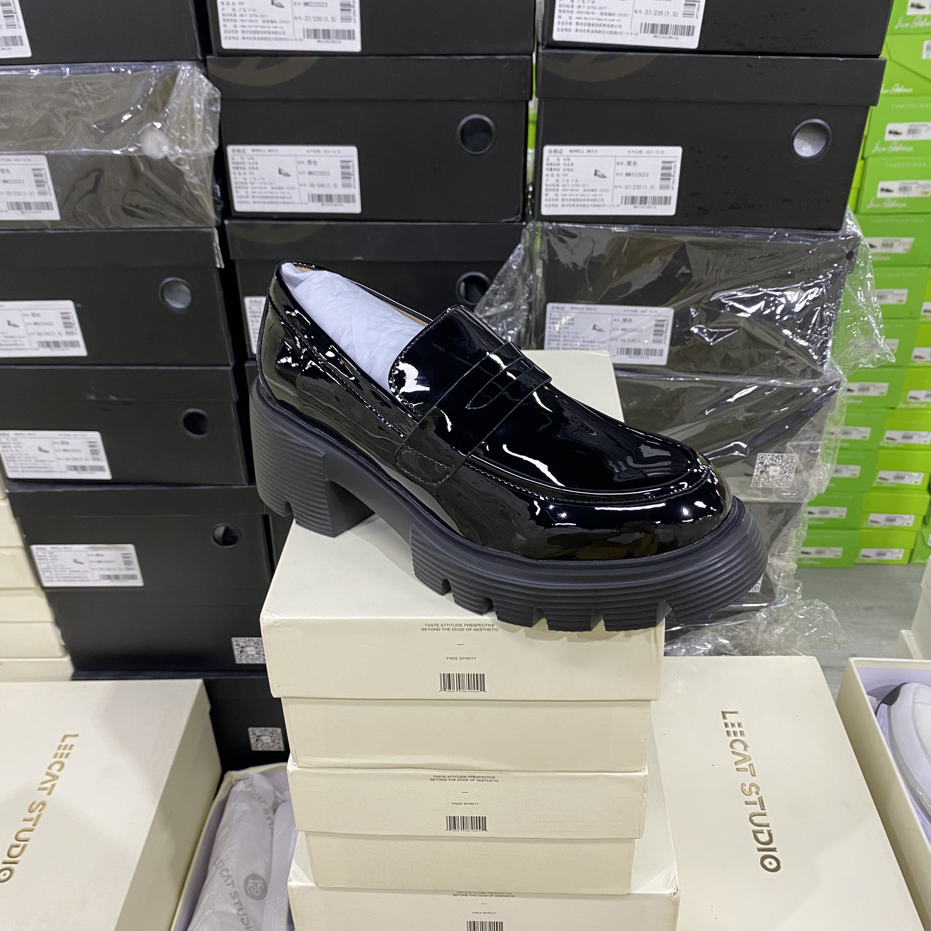 LS专柜正品H粗跟厚底漆皮乐福鞋0541黑色