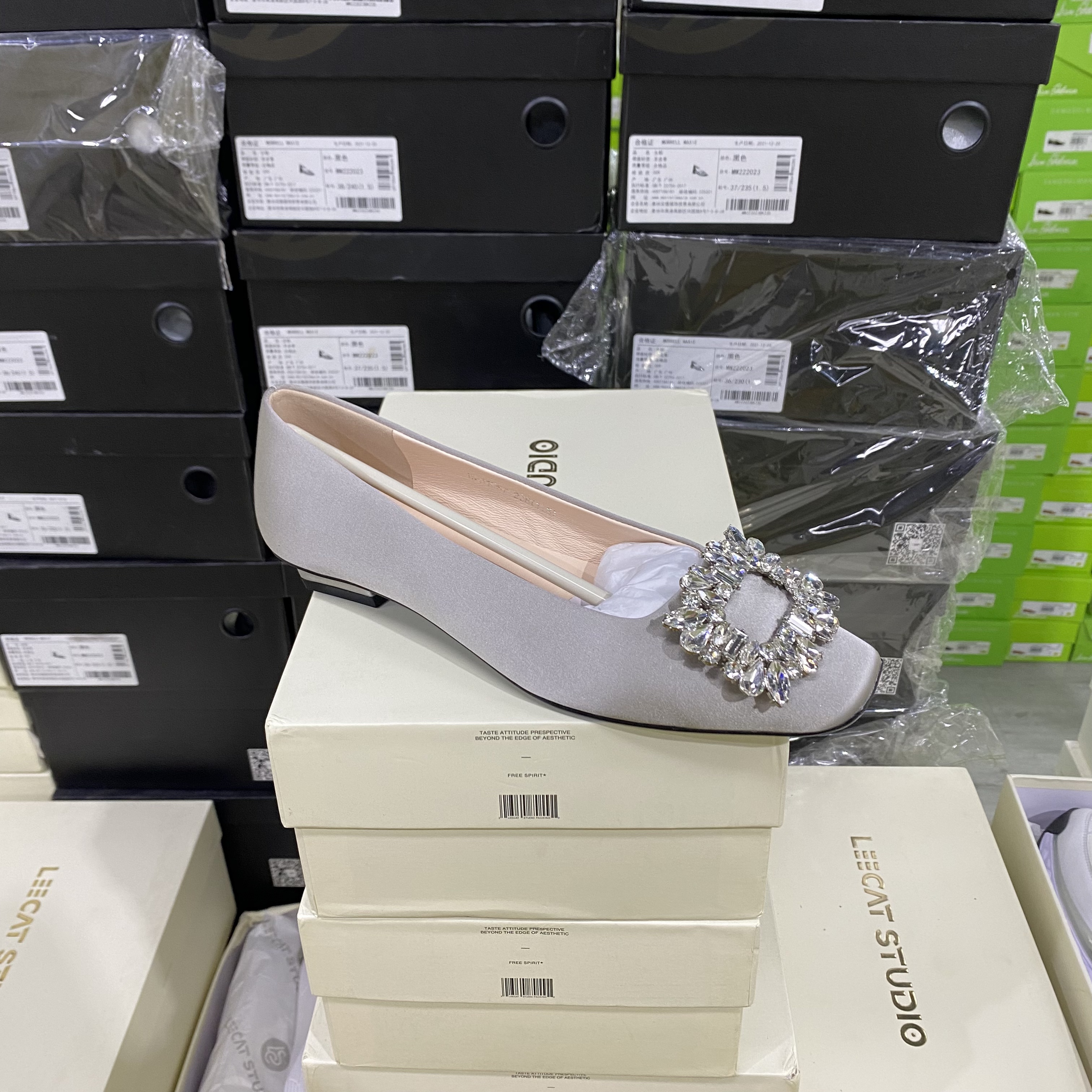 LS专柜正品H方钻绸面单鞋0617