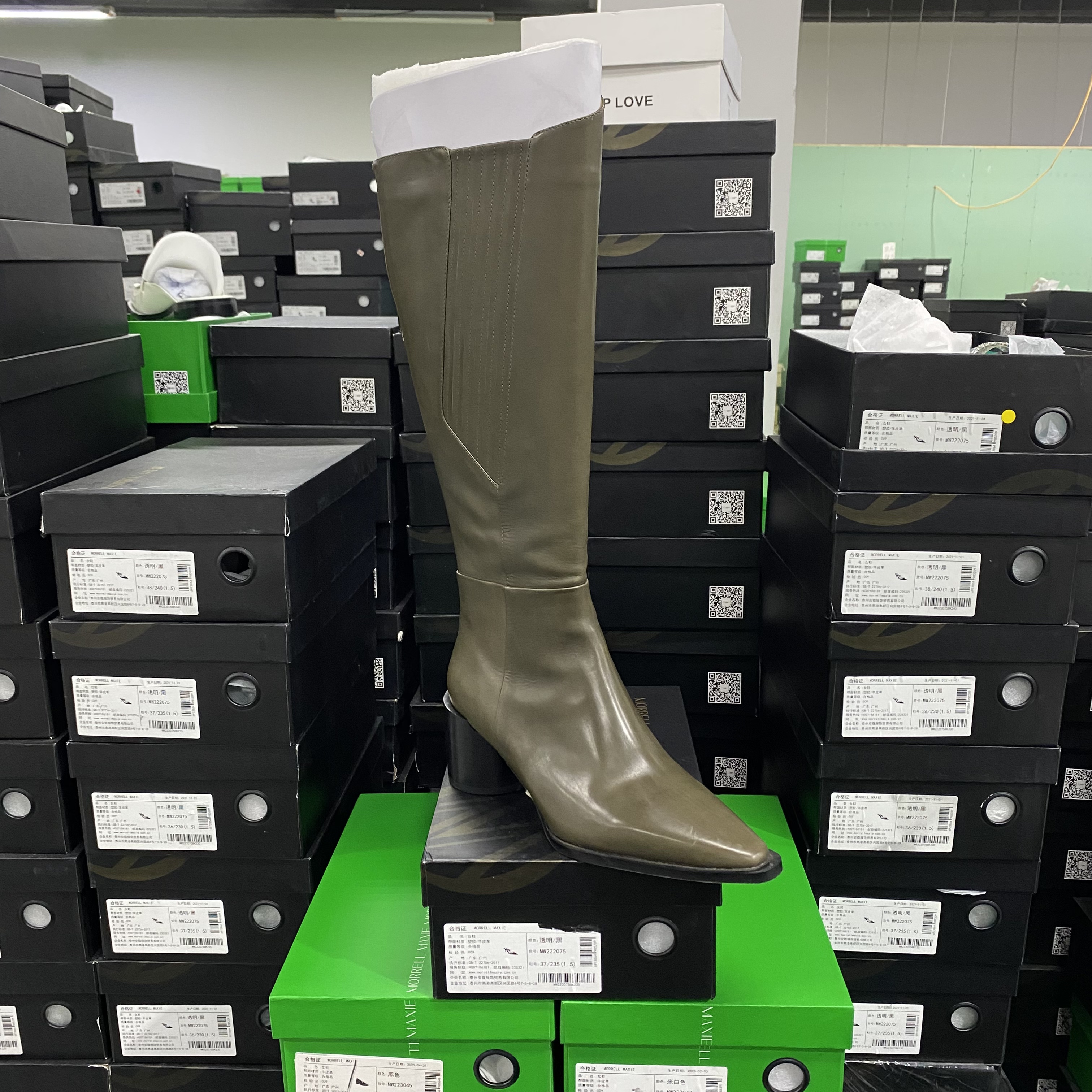 美国设计师买手高奢品牌牛皮后拉链粗跟简约尖头骑士靴4014军绿色