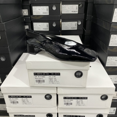 实体专柜意大利设计师轻奢品牌羊皮方头后空单鞋6182黑色