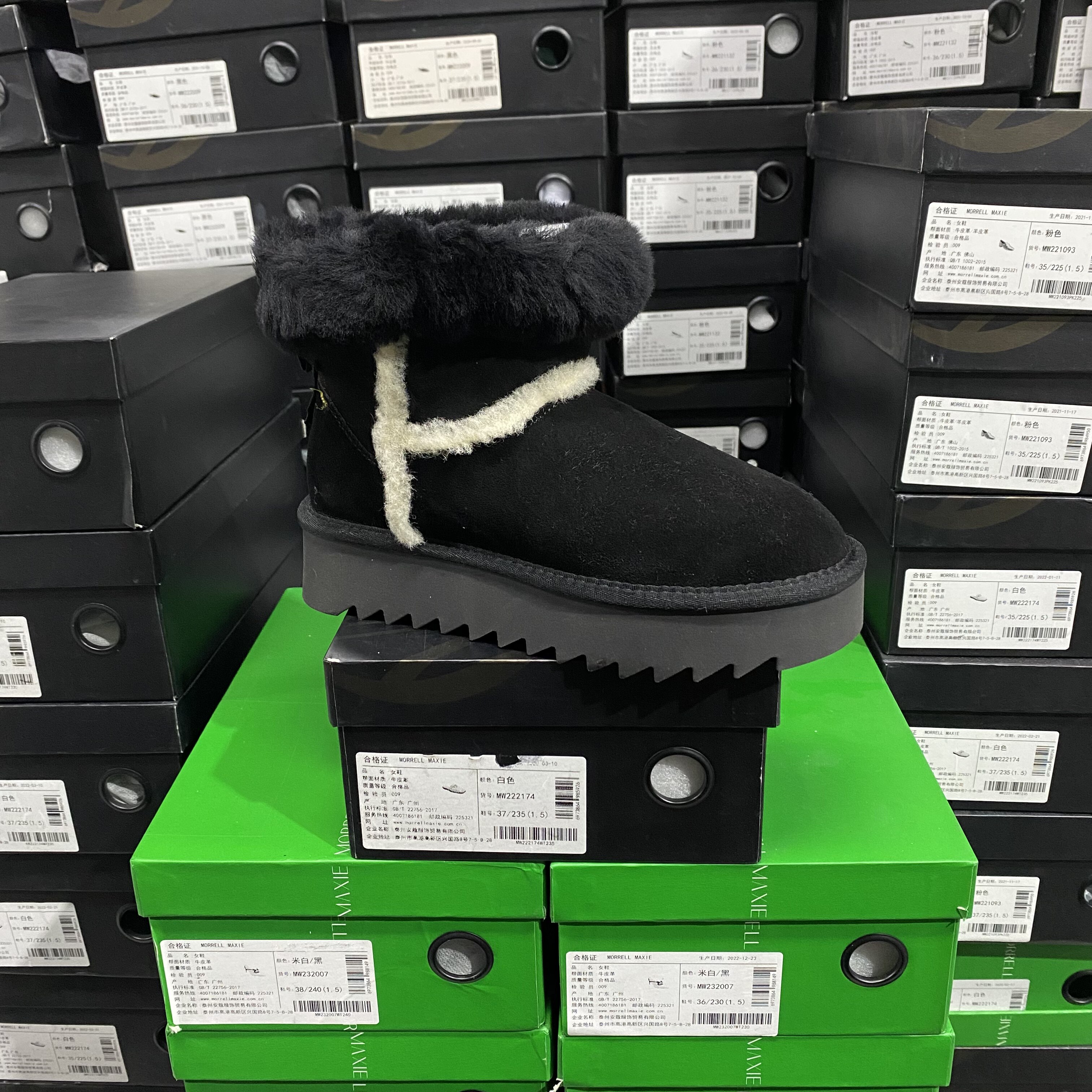 实体专柜意大利设计师轻奢品牌牛皮羊皮保暖厚底雪地靴2401黑色