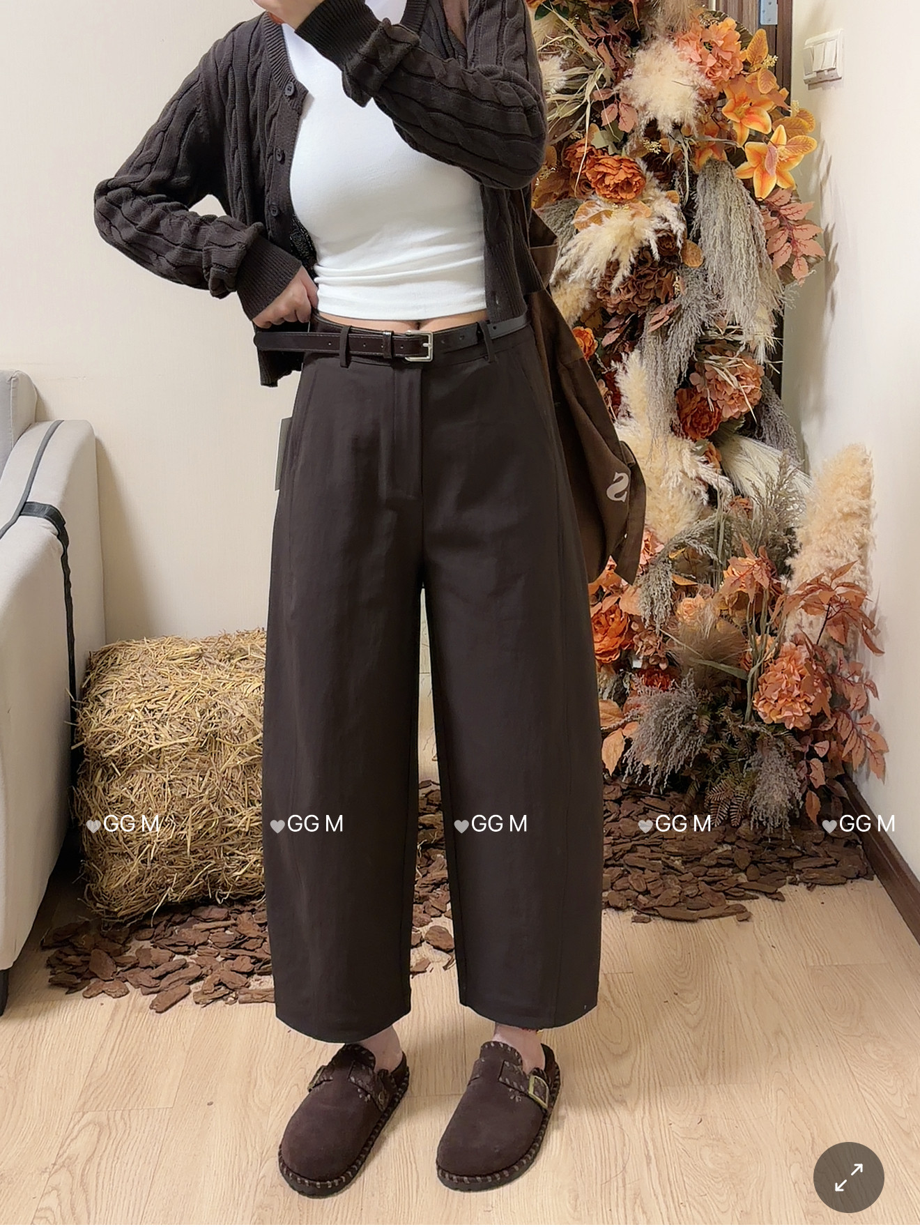 十米田99211秋季高腰设计感休闲直筒裤女宽松显瘦阔腿弯刀九分裤