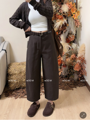十米田99211秋季高腰设计感休闲直筒裤女宽松显瘦阔腿弯刀九分裤