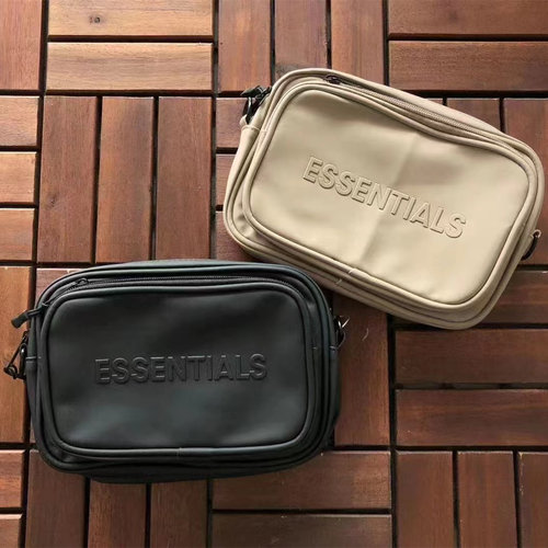新品ESSENTIALS单肩包皮质休闲时尚胸包斜挎包FOG腰包手机包男女