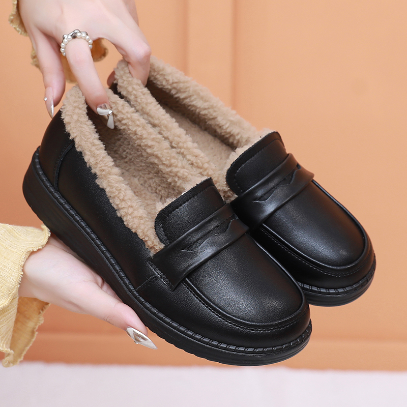 加绒保暖妈妈鞋真皮软底平底防滑单鞋秋冬一脚蹬小皮鞋不闷脚女鞋