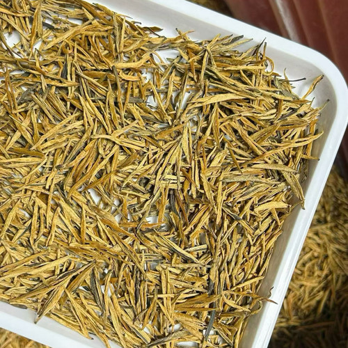 2026年春茶云南滇红茶小金针金芽金毫滇红茶叶古树茶浓香型散装