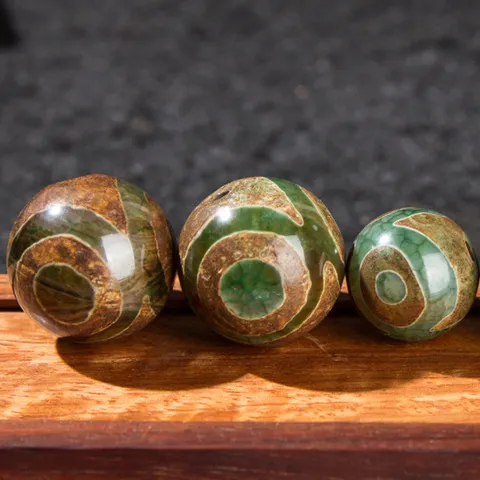 玛瑙圆珠龙纹甲配件三眼藏式菩提石龟天珠隔珠复古散珠佛珠