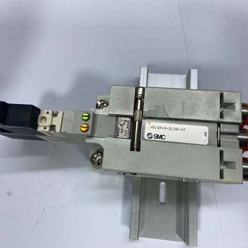 议价电磁阀 VQ1341N-5LOB-N7 实物图可维修