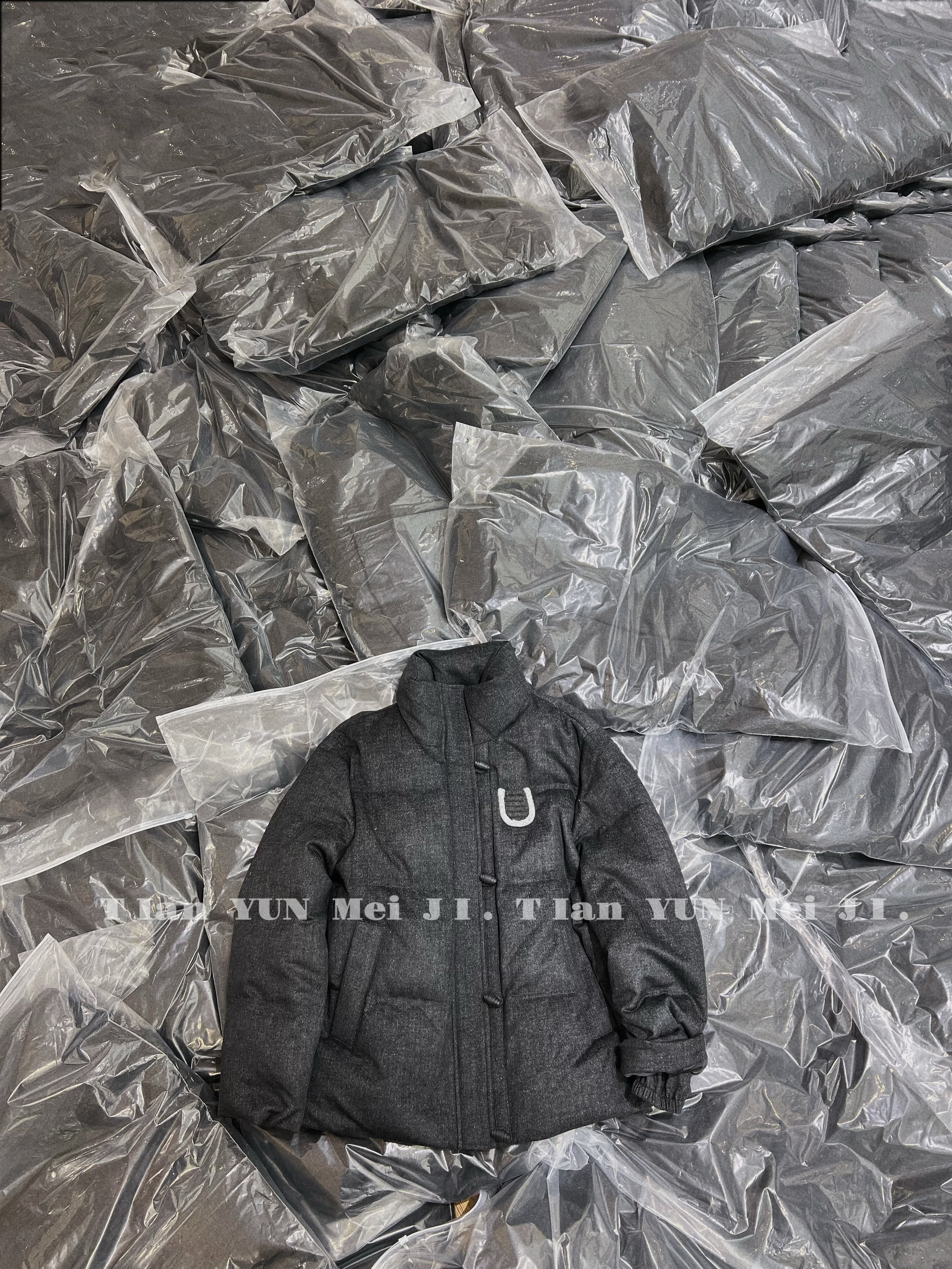 欧货2025冬季新款设计感立领刺绣小口袋羊毛混纺鹅绒羽绒服外套女