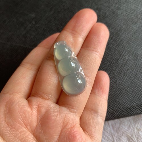 缅甸天然A货翡翠冰种水润平安豆吊坠老坑玉石蓝水底平安豆挂件