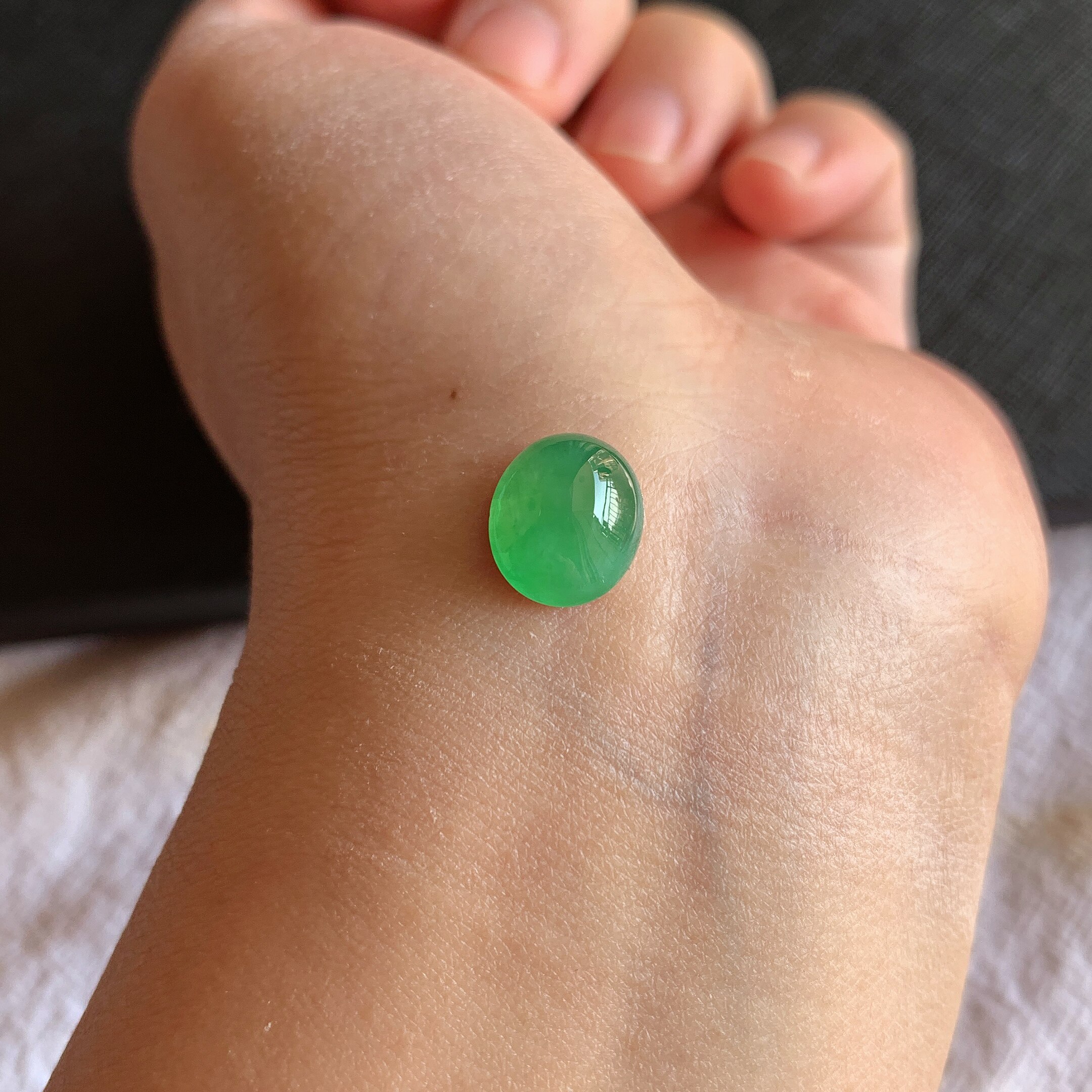 缅甸天然A货翡翠冰糯种满色蛋面镶嵌件老坑玉石翡翠满绿戒面