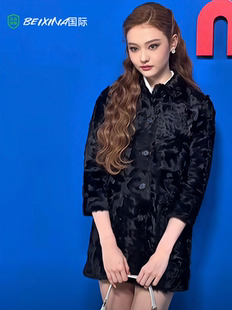 高定ella出席巴黎时装周明星同款皮毛一体羊羔毛外套女装冬季皮草