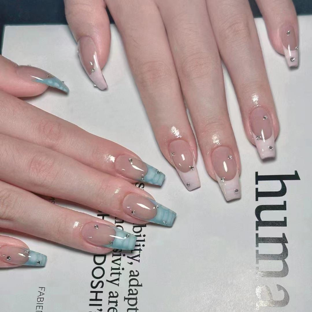 B638-气质穿戴甲显白鳄鱼纹美甲贴成品鸳鸯闪钻爆款假指甲贴片