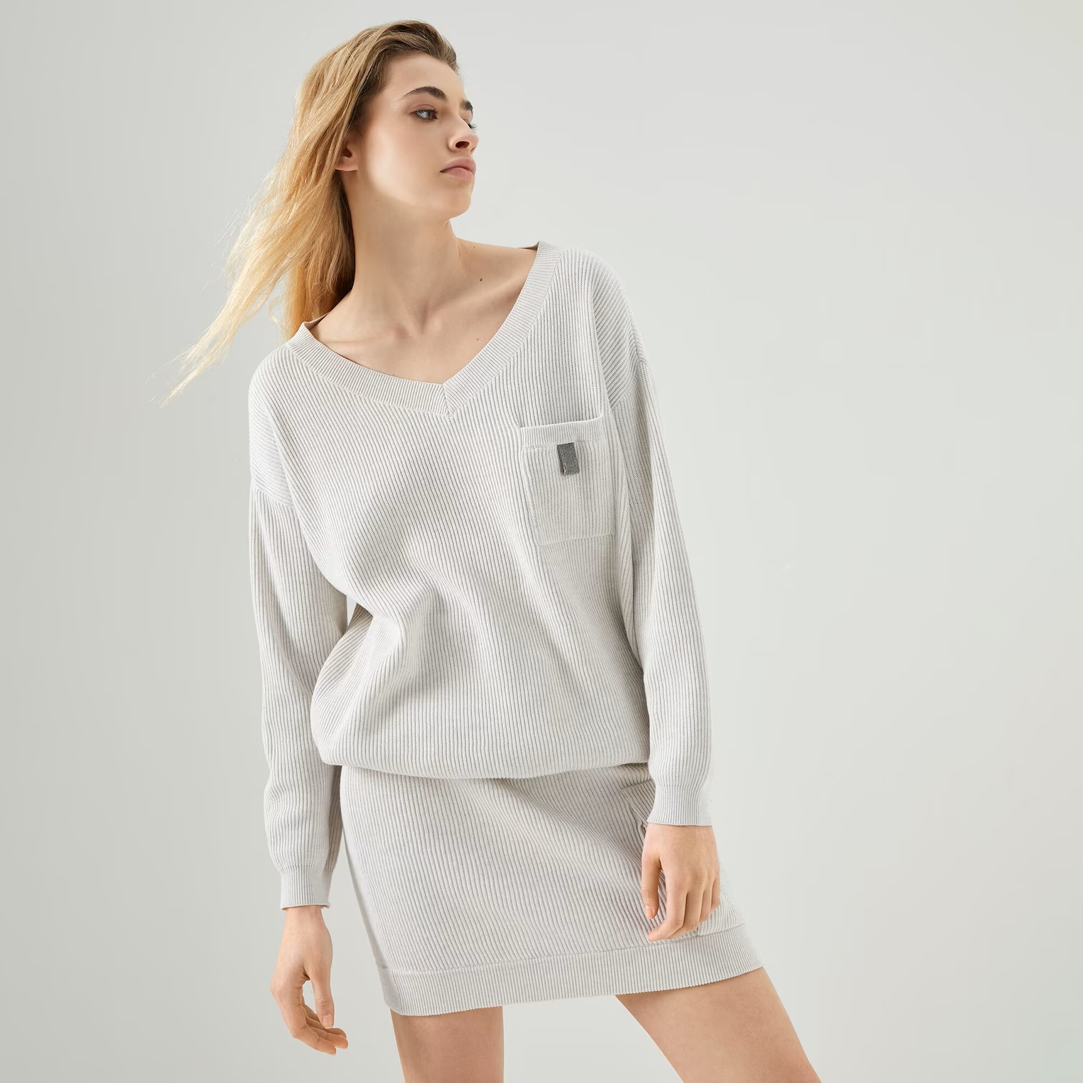 GUIMO休闲时尚V领针织套裙2025春欧美日常通勤百搭设计感套装女