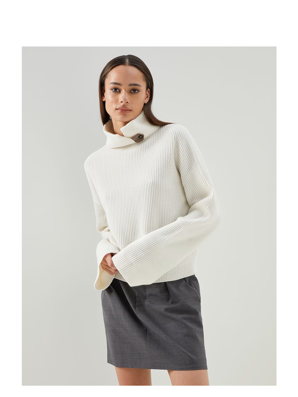 羊毛套头针织衫暗扣珠链装饰