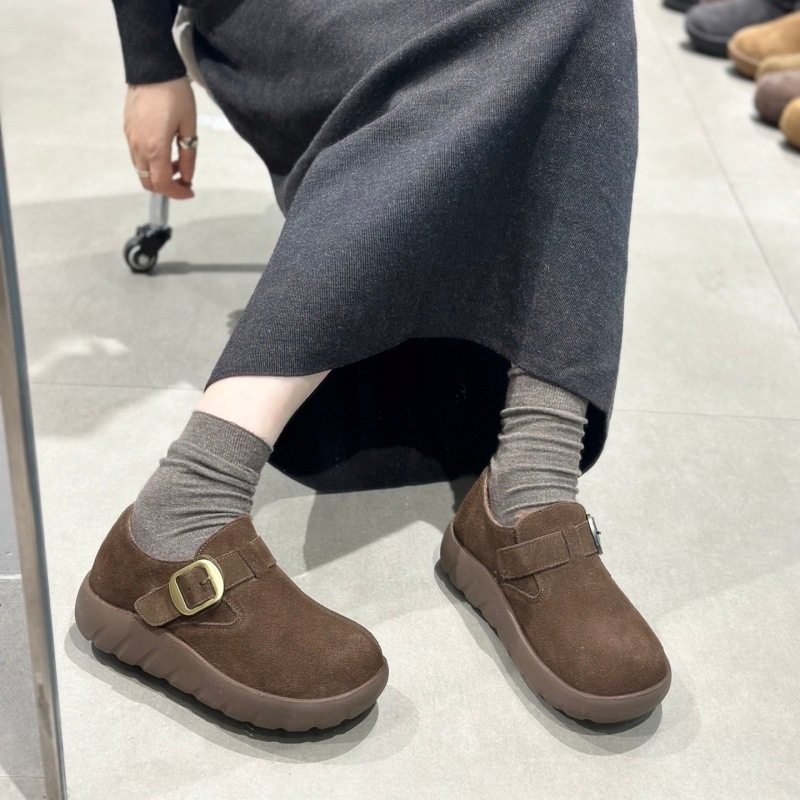 ig莱熙妮牛皮厚底加绒勃肯鞋女2025新款圆头小个子松糕底单鞋