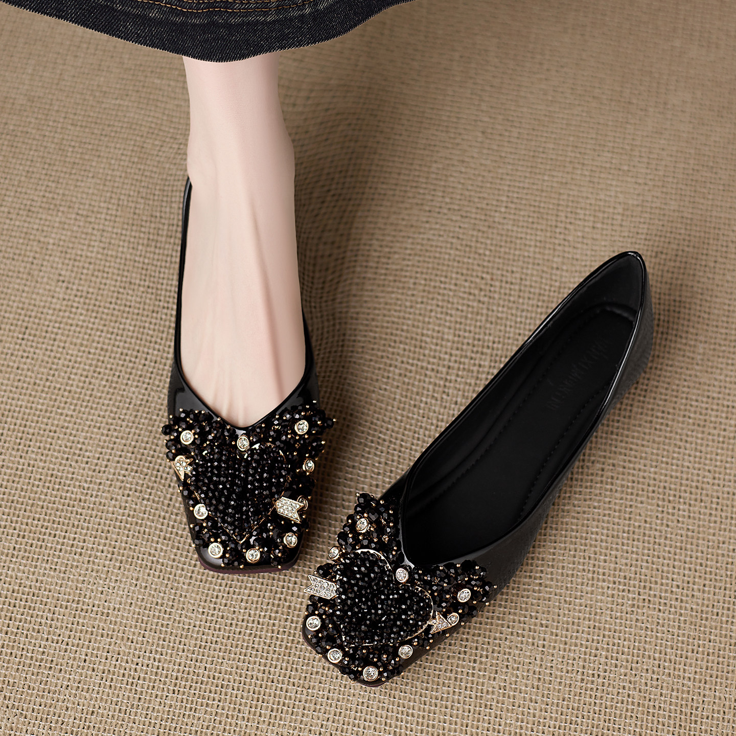 2026春夏新款巨好看方头浅口一脚蹬绝美单鞋女不累脚配裙子平底鞋