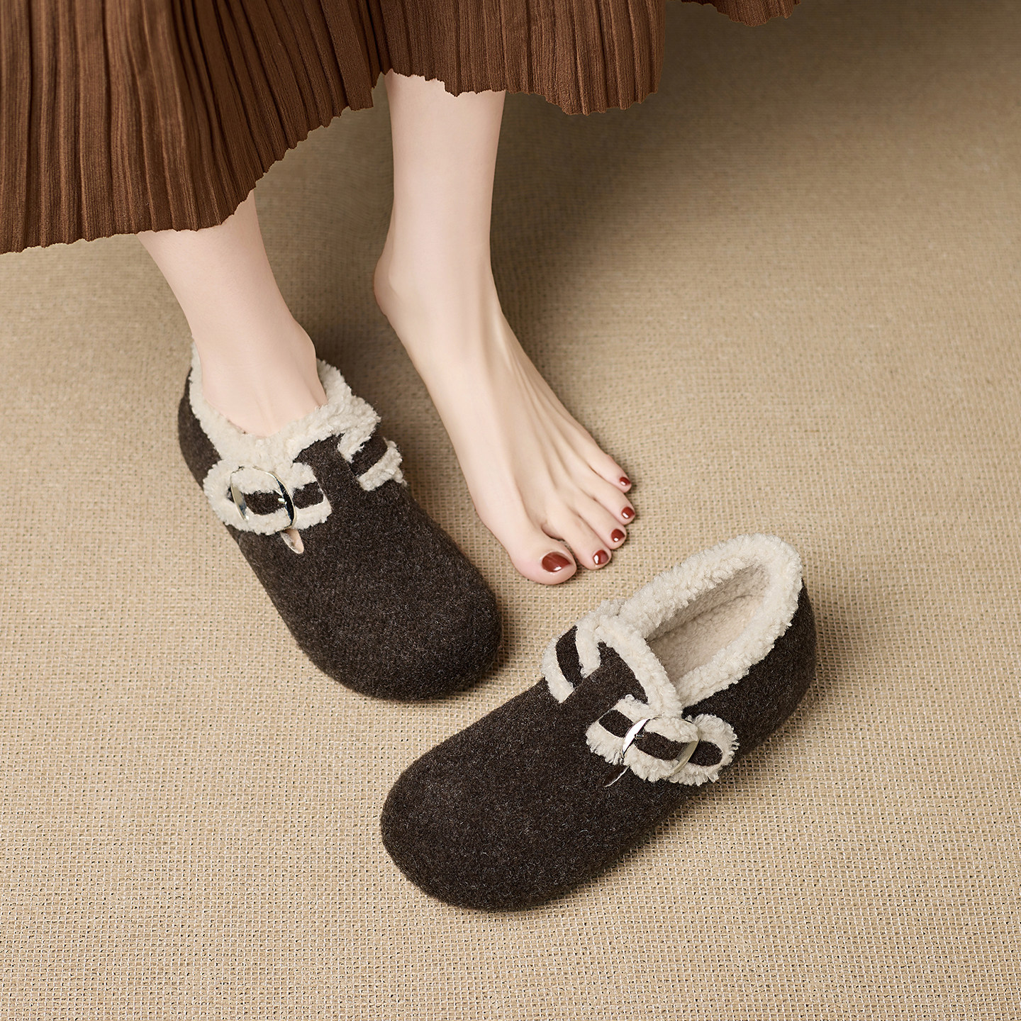 毛绒厚底内增高勃肯鞋女冬季新款加绒保暖毛毛鞋一脚蹬大码棉鞋