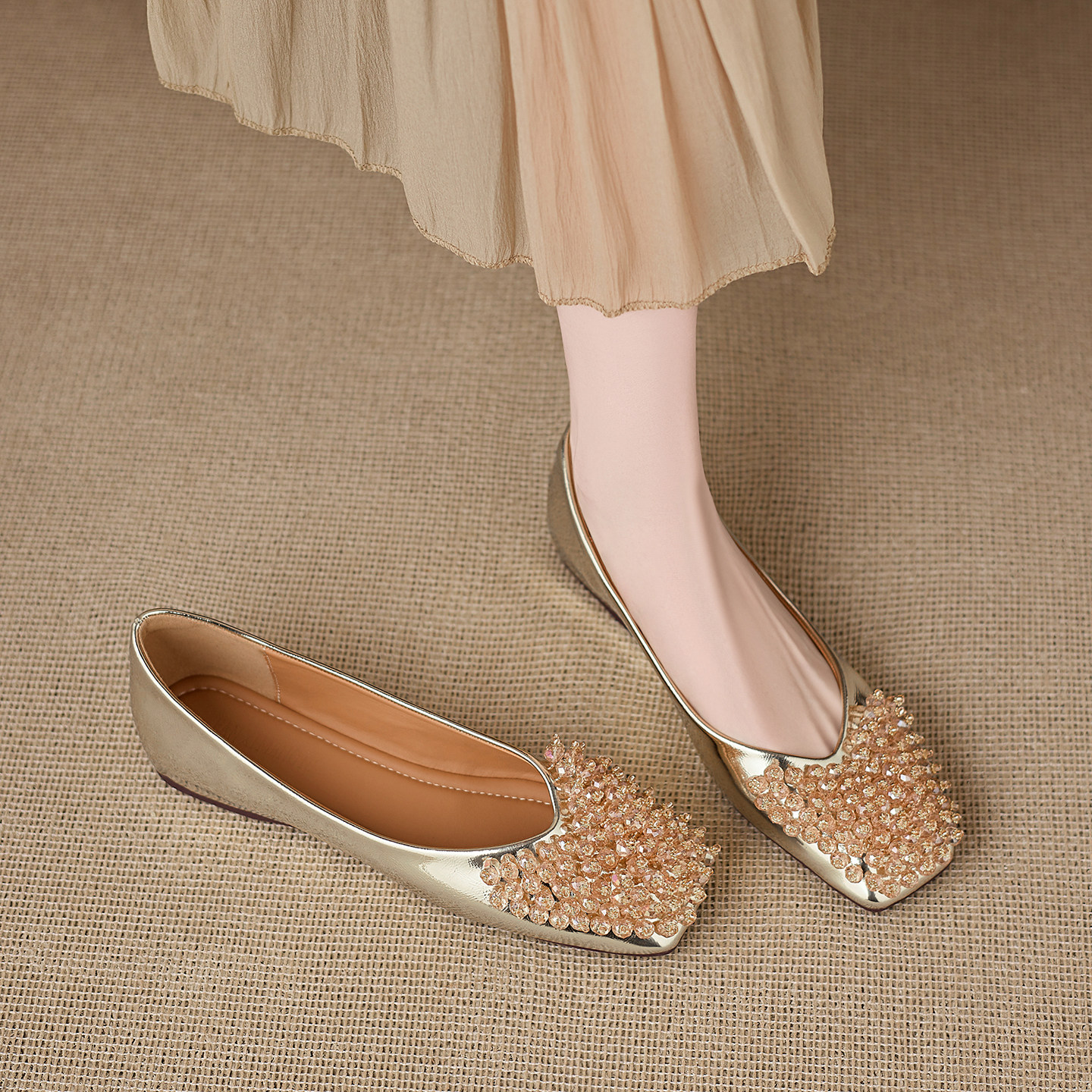 一脚蹬气质女鞋2026春夏季新款巨好看复古绝美单鞋女不累脚平底鞋