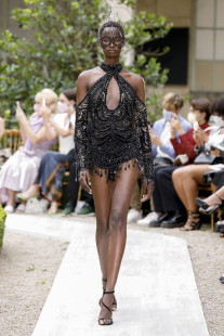Zuhair Murad2025年黑色性感挂脖露肩时尚宴会年会晚会短款小礼服