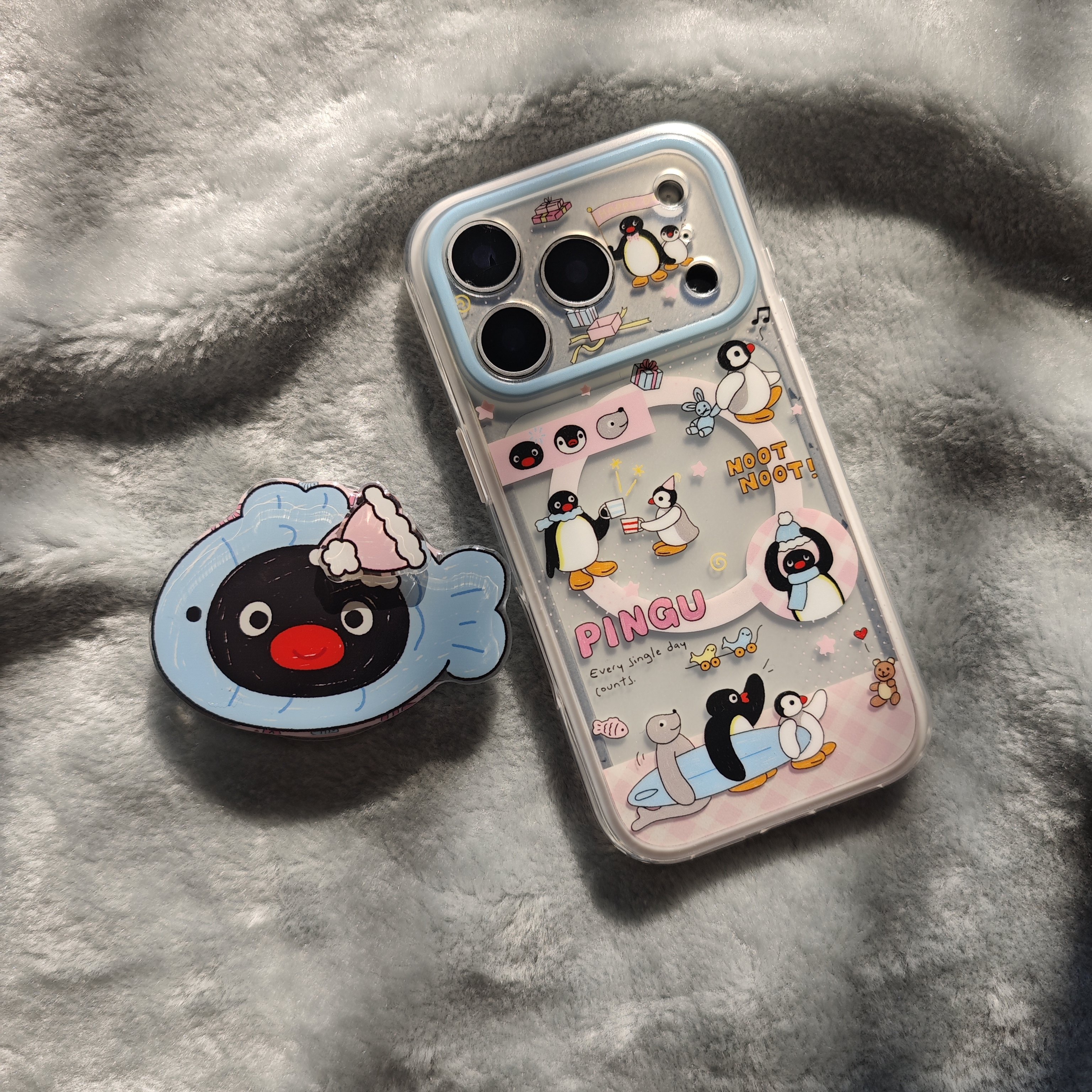 二合一IMD磁吸卡通可爱格纹冲浪板pingu企鹅手机壳适用iPhone17promax个性防摔苹果16磨砂15趣味创意14支架13