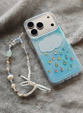 圆弧气囊IMD清新杨超越同款蓝色云朵鎏金雨滴手机壳适用iphone17promax大孔防摔苹果16亮面15趣味14手链13硬