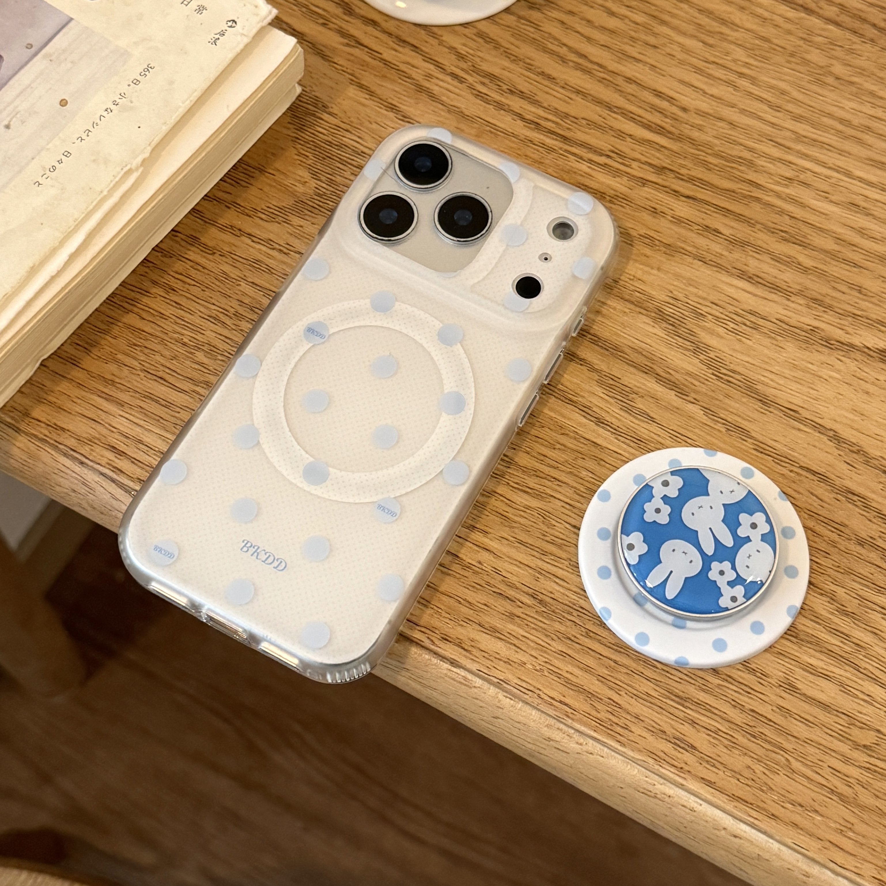 IMD磁吸卡通可爱简约蓝色波点手机壳适用iphone17promax大孔防摔苹果16磨砂15趣味创意14米菲兔支架13少女心