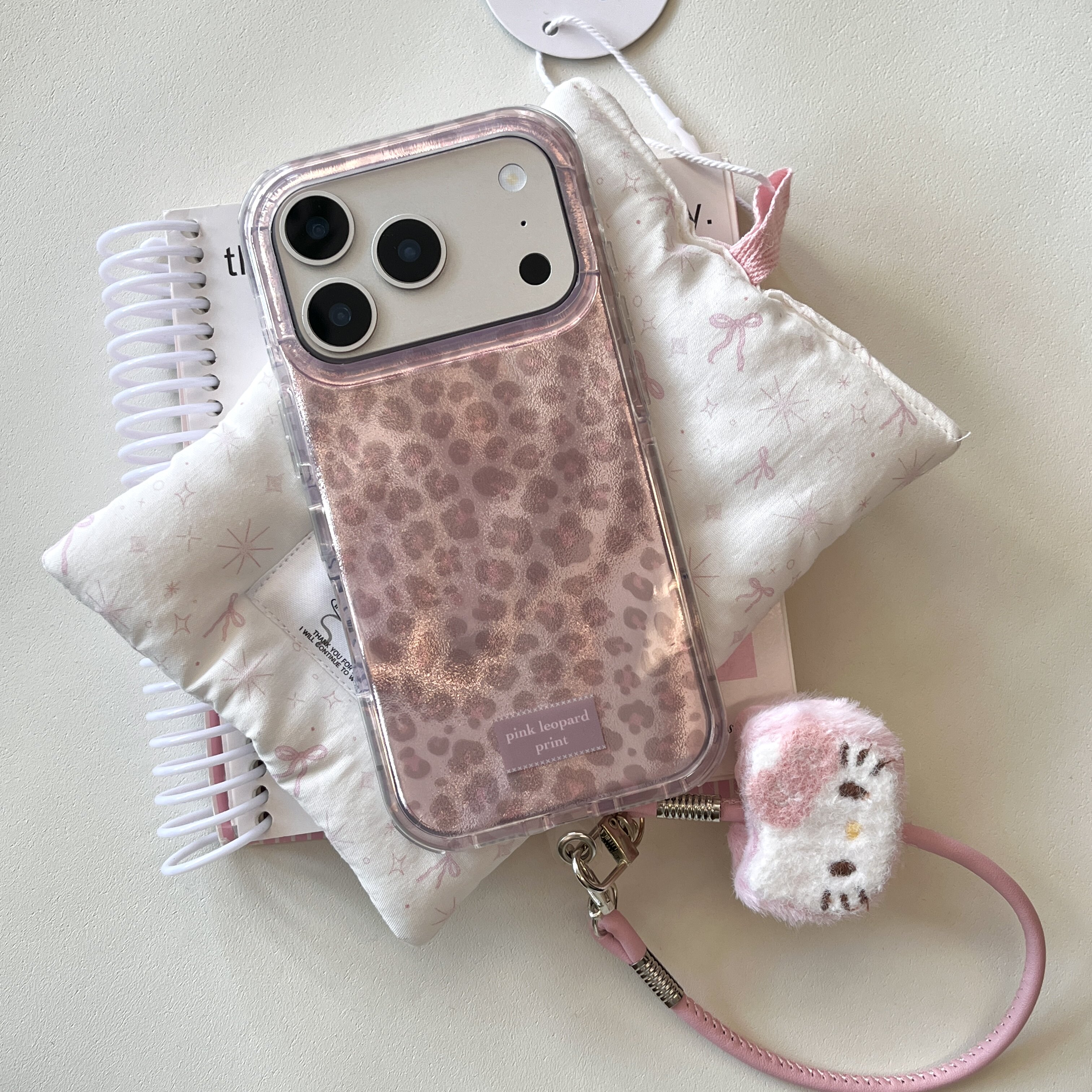 圆弧气囊IMD时尚潮流粉色豹纹手机壳适用iPhone17promax大孔防摔苹果16亮面15趣味创意14猫咪挂绳13少女心