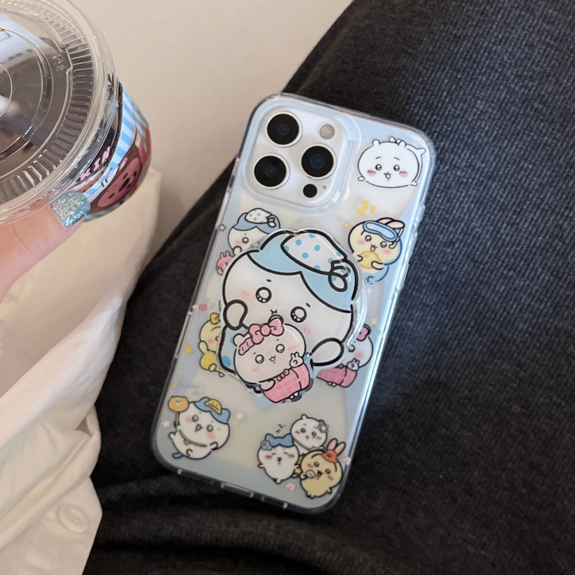 苹果蓝色一圈chiikawa手机壳