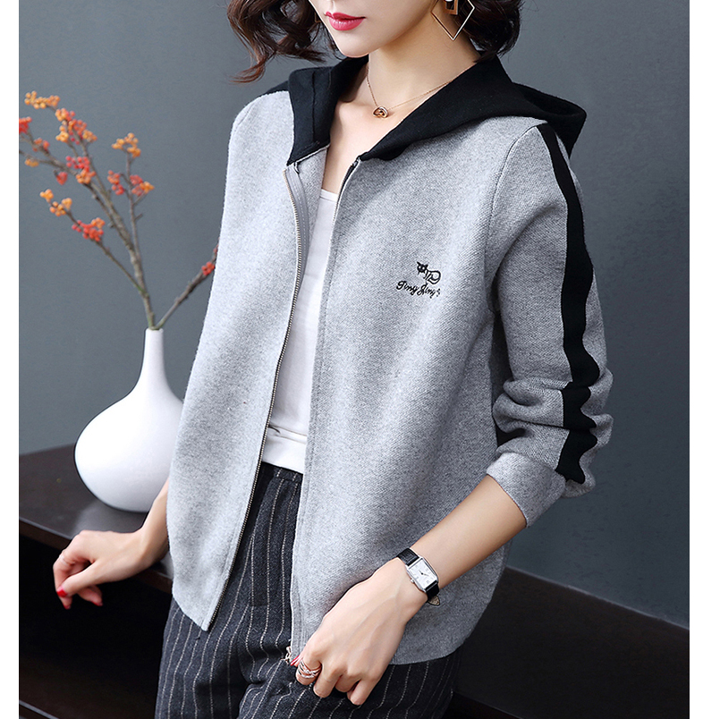 Autumn and winter new Korean version women's large hooded short cardigan sweater female students Plush thickened coat