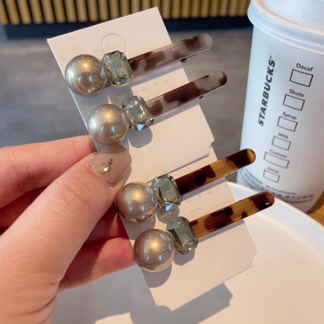 复古珍珠豹纹一字夹高级感发夹