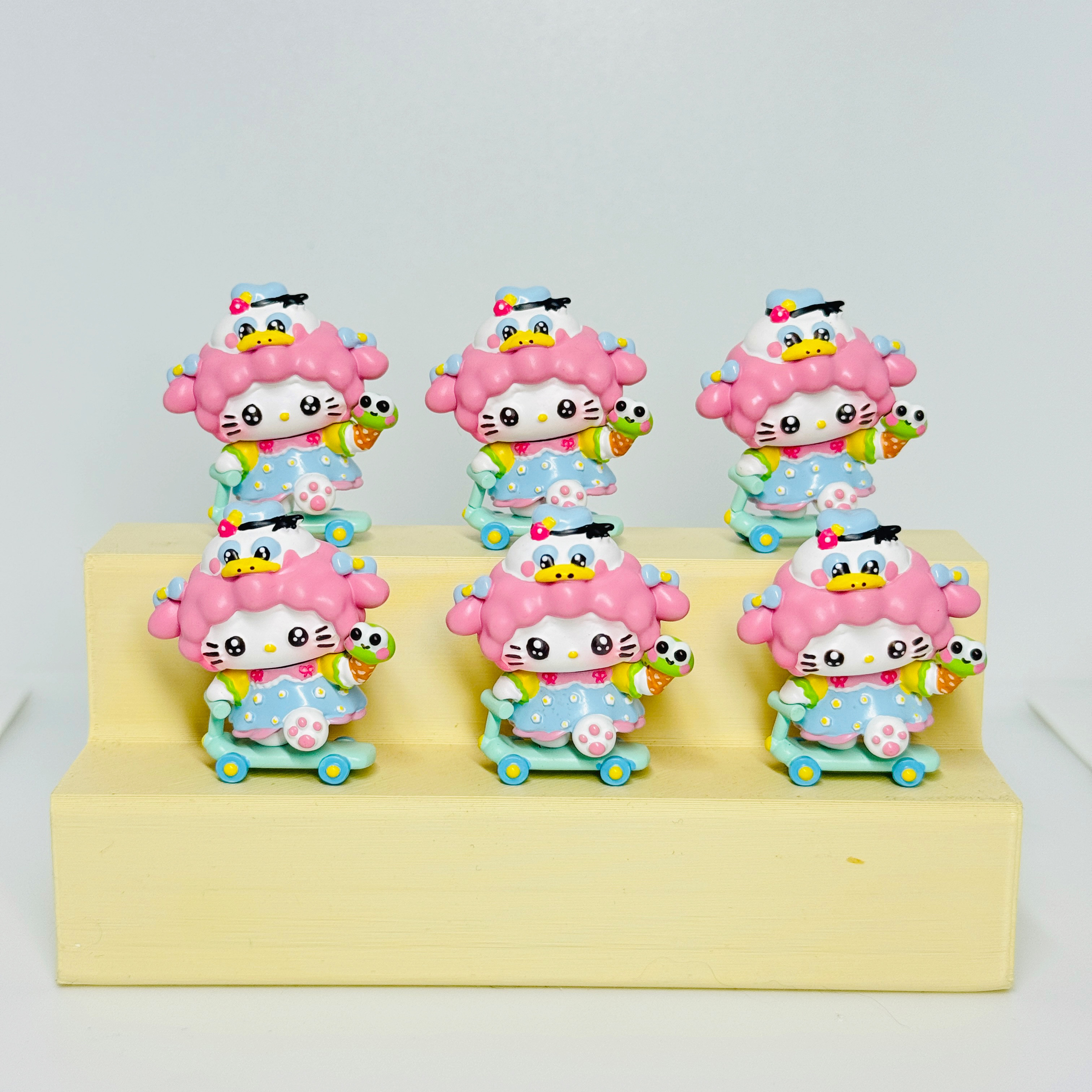 定制二创Kitty变装公仔pvc滑板kt材质 diy手办模型配饰公仔