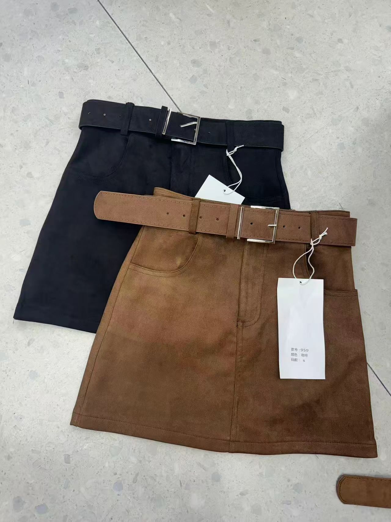 复古美式辣妹鹿皮绒高腰显瘦半身裙防走光短裙包臀裙配皮带女秋冬