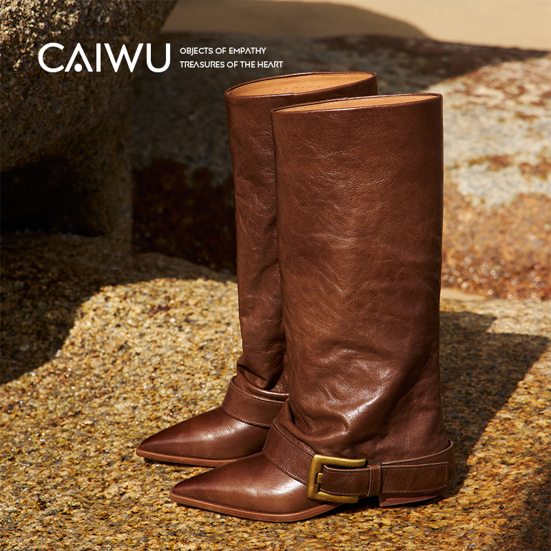 【彩物】尖头方扣裤靴 2025新款秋冬咖色长筒靴女棕色真皮高筒靴