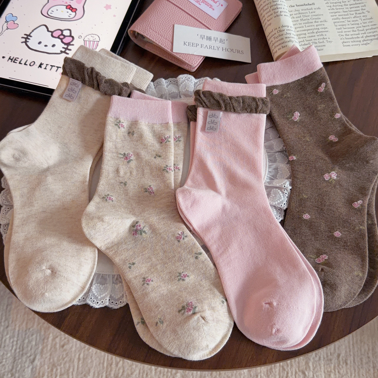 碎花袜子女中筒袜春秋棉袜花边布标蝴蝶结ins潮粉色女生可爱长袜