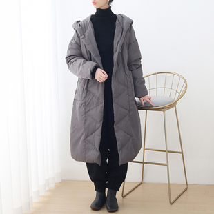 2025冬季加厚保暖宽松大码版型白鸭绒女后背开叉中长款过膝羽绒服
