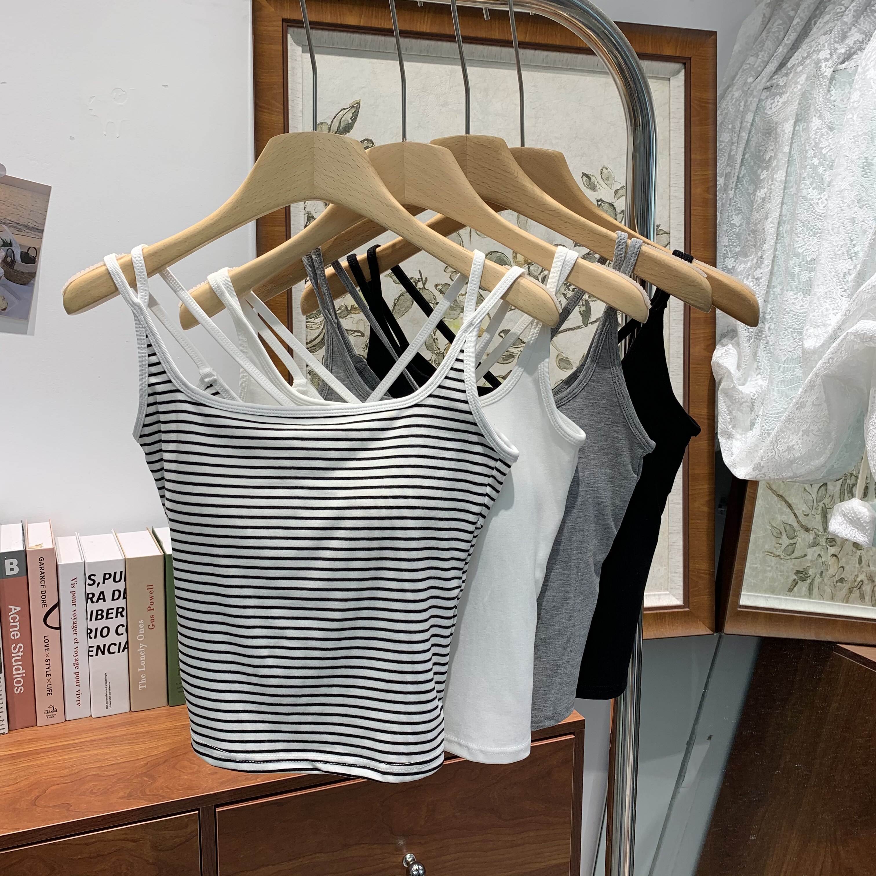 带胸垫吊带背心女性感双肩带蝴蝶背心吊带