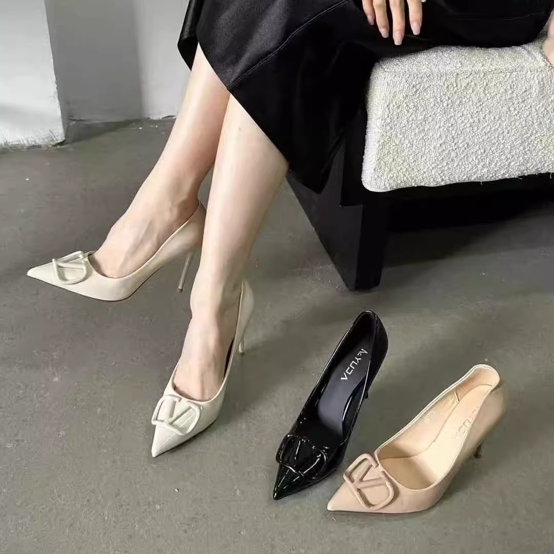 裕达88098漆皮职业高跟鞋细跟2025新款气质尖头浅口舒适单鞋9公分