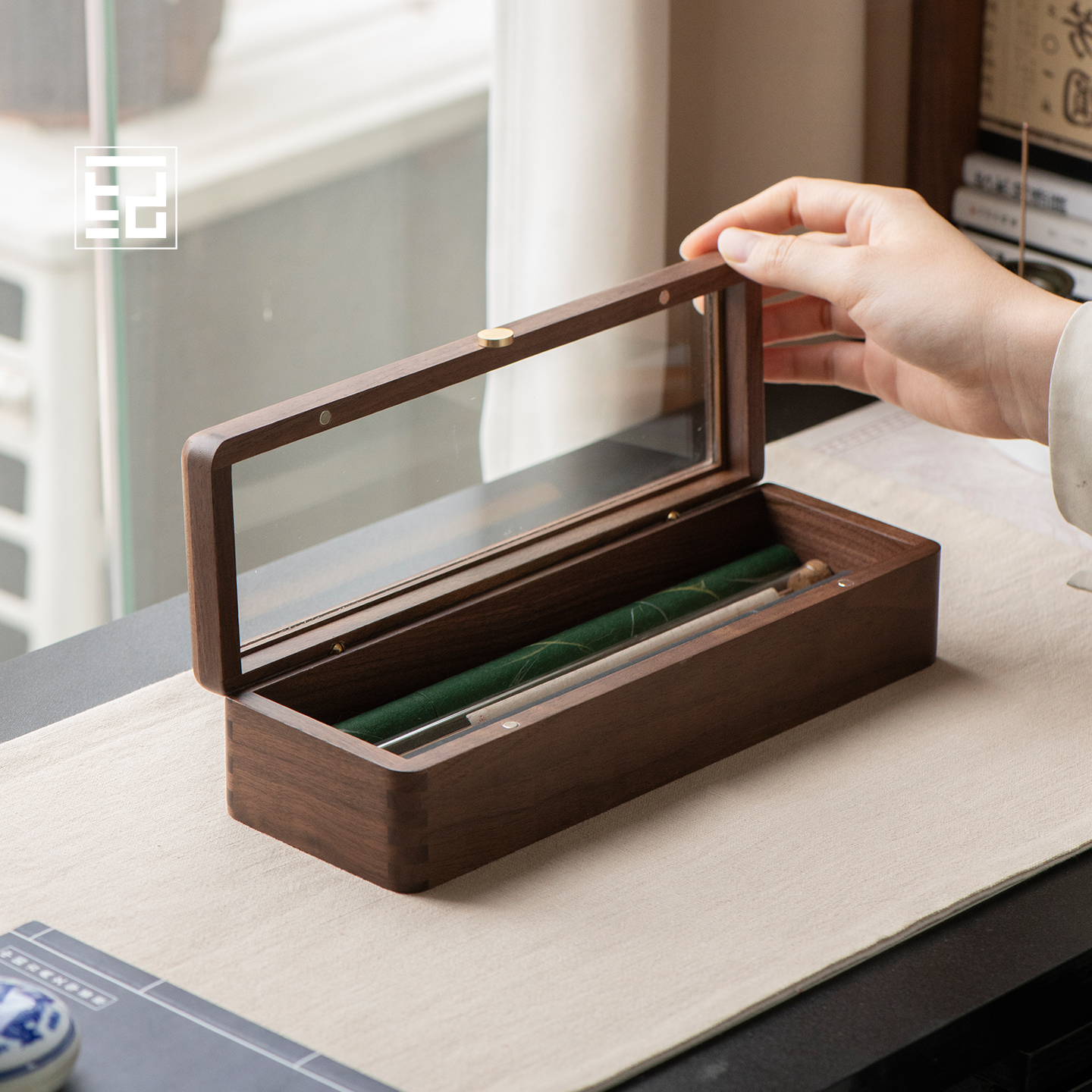 木藏香韵，尘不染心，实木收纳盒
