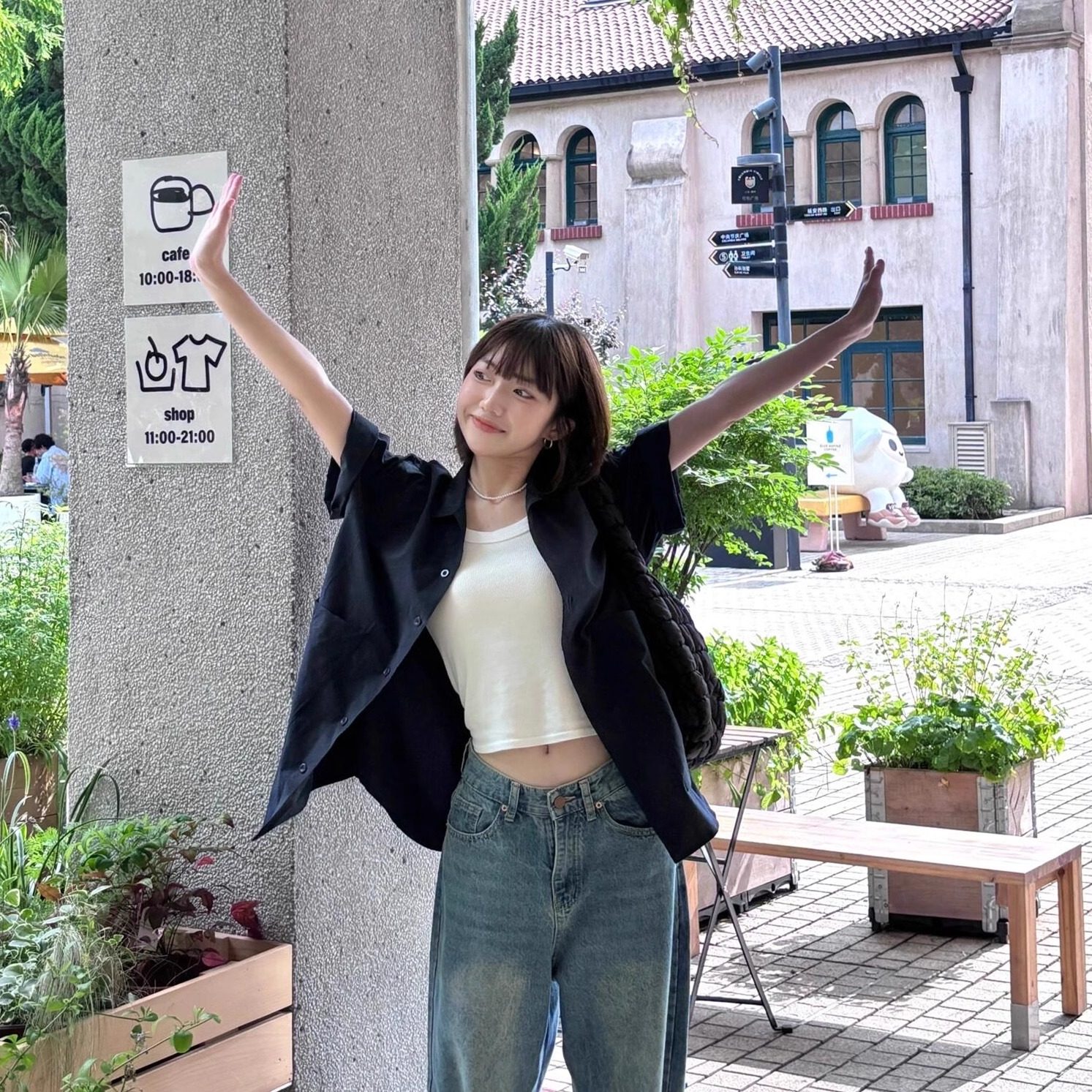 藏青色衬衫学院风ins韩系复古短袖上衣夏季新款宽松外穿显白衬衣