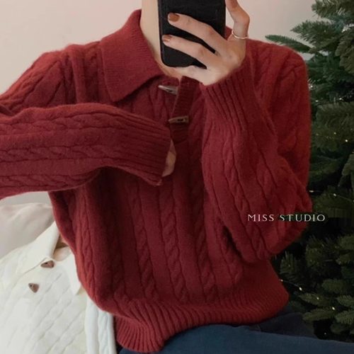 复古法式牛角扣麻花polo领毛衣