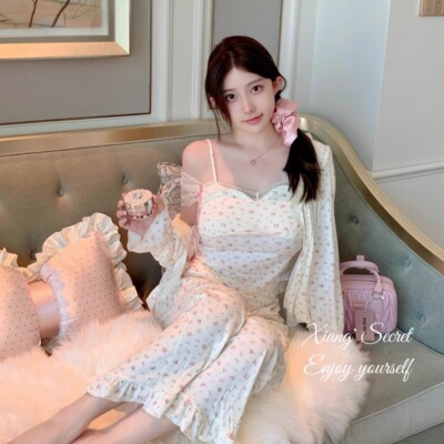 女莫代尔睡衣三件套带胸垫舒适