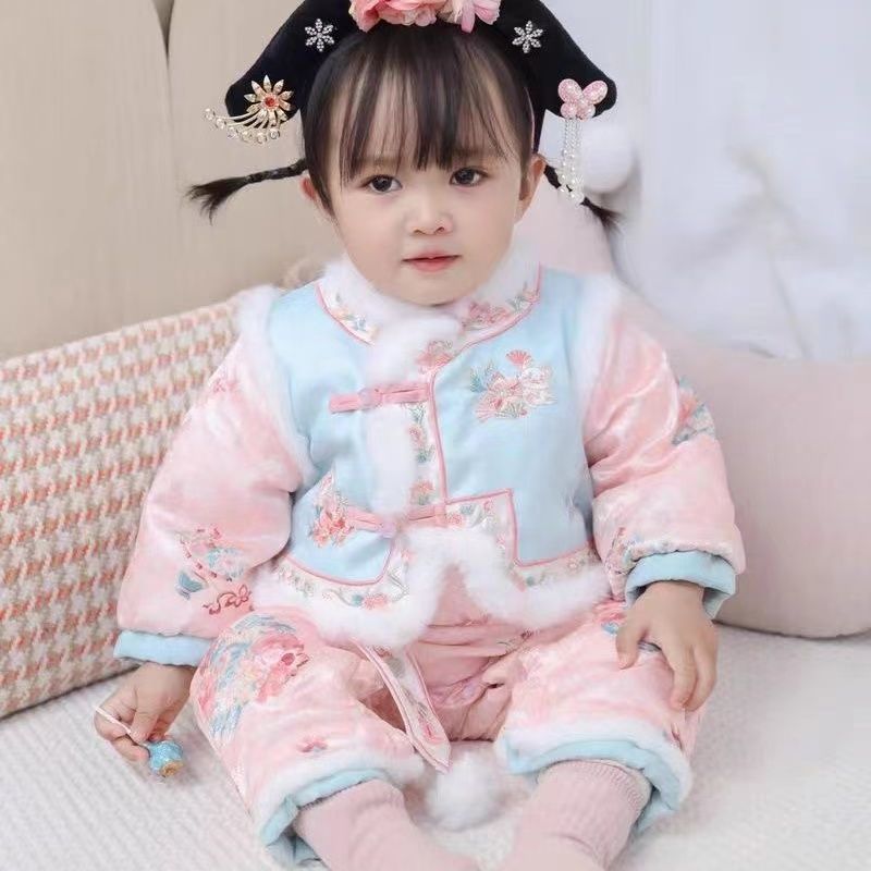 婴儿冬季加厚连体衣服宝宝冬装哈衣周岁格格服礼服拜年服外出棉服