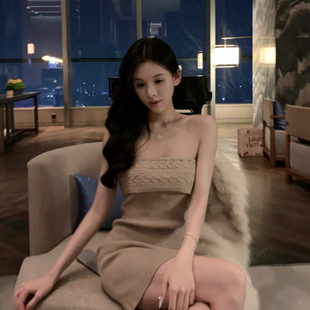 季 M900抹胸连衣裙2025年新款 秋季 裙子包臀裙无袖 性感 今年流行爆款