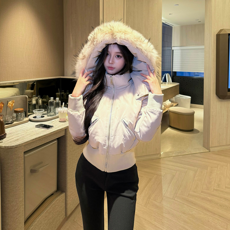 M900羽绒服女短款冬季2025年新款连帽超好看大毛领小个子显瘦收腰