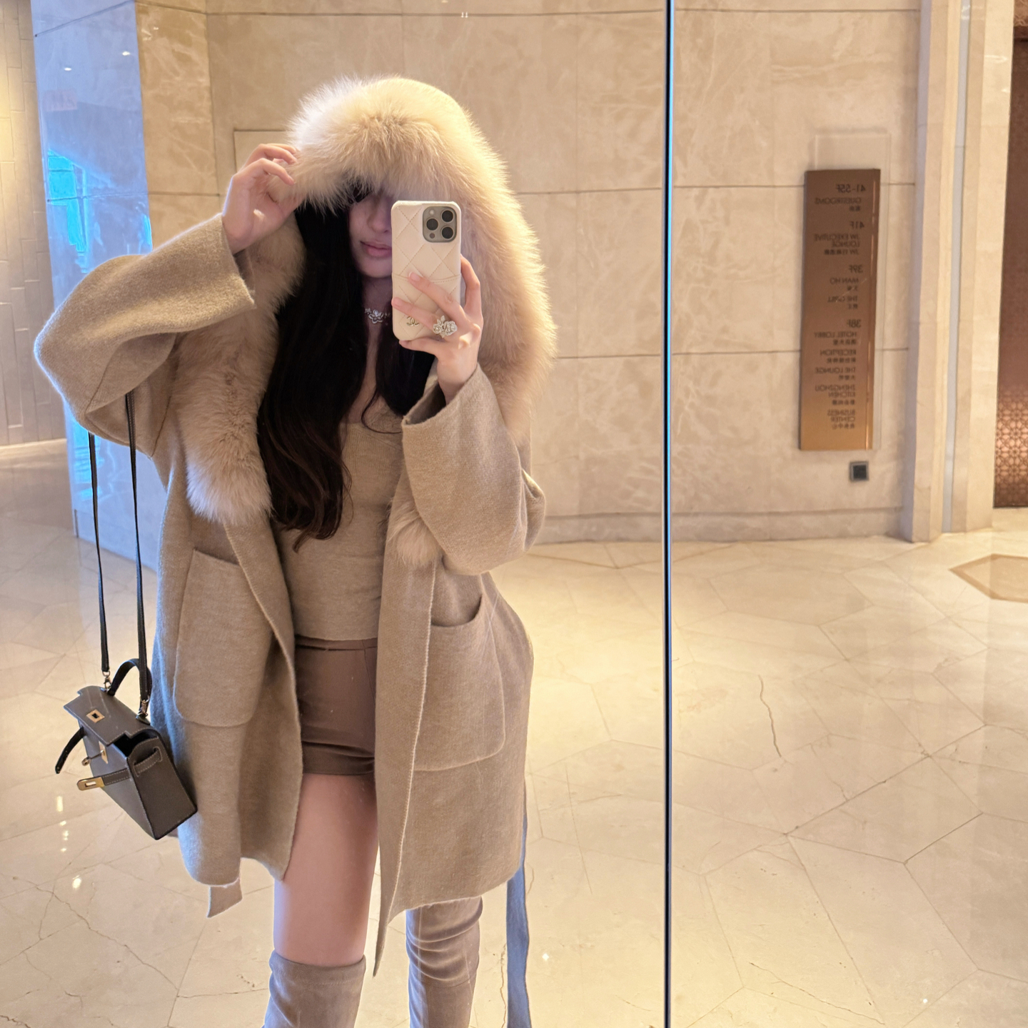 M900毛针织衫外套女2025新款连帽百搭秋冬开衫气质小个子狐狸毛领