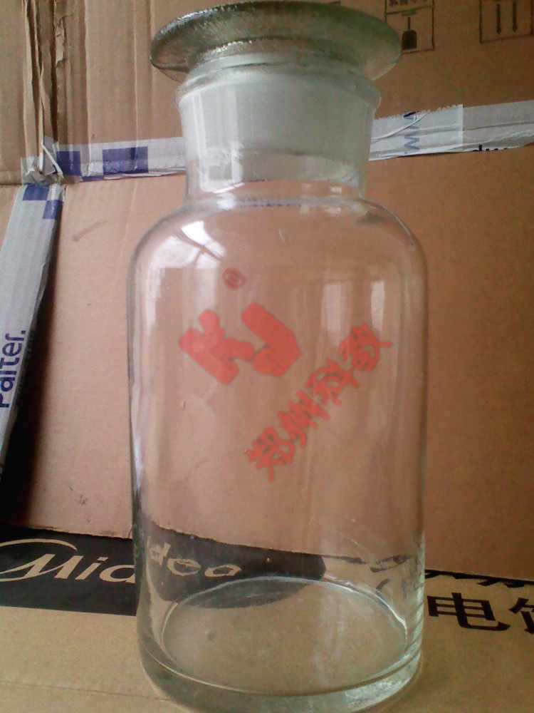优质 白色广口瓶试剂瓶125ml 规格齐全