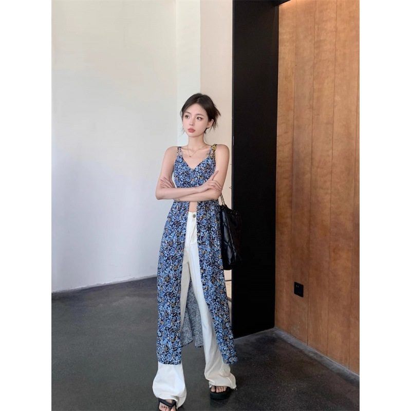 法式碎花v领吊带连衣裙女装夏季甜辣妹裙子蓝色复古气质开叉长裙